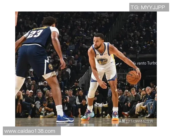 看不懂,场均20+9忽然被降为候补!库里缺席,勇士大胜31分! 看不懂,场均20+9忽然被降为候补!库里缺席,勇士大胜31分!